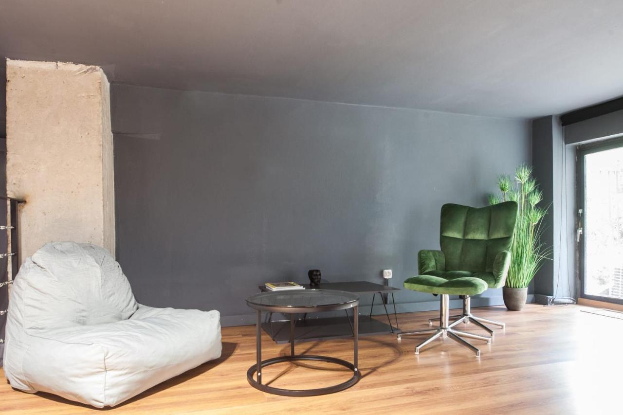 Apartment Trendy Industrial Next To Museum Of Acropolis *