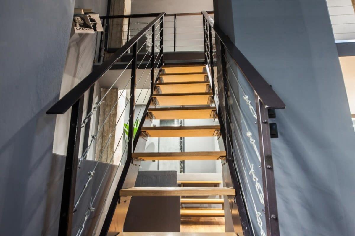 Apartment Trendy Industrial Next To Museum Of Acropolis Athens
